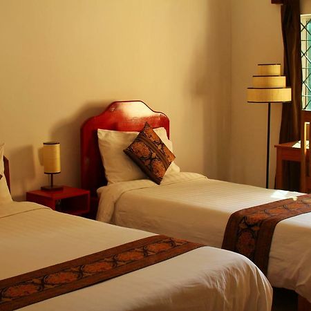 Kool Kampot Hotel Exterior photo